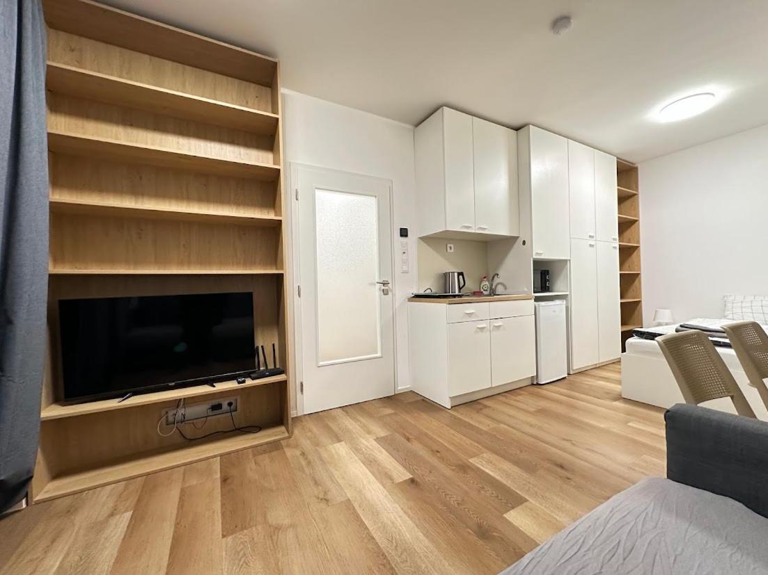 Bella Apartments Brno Luaran gambar