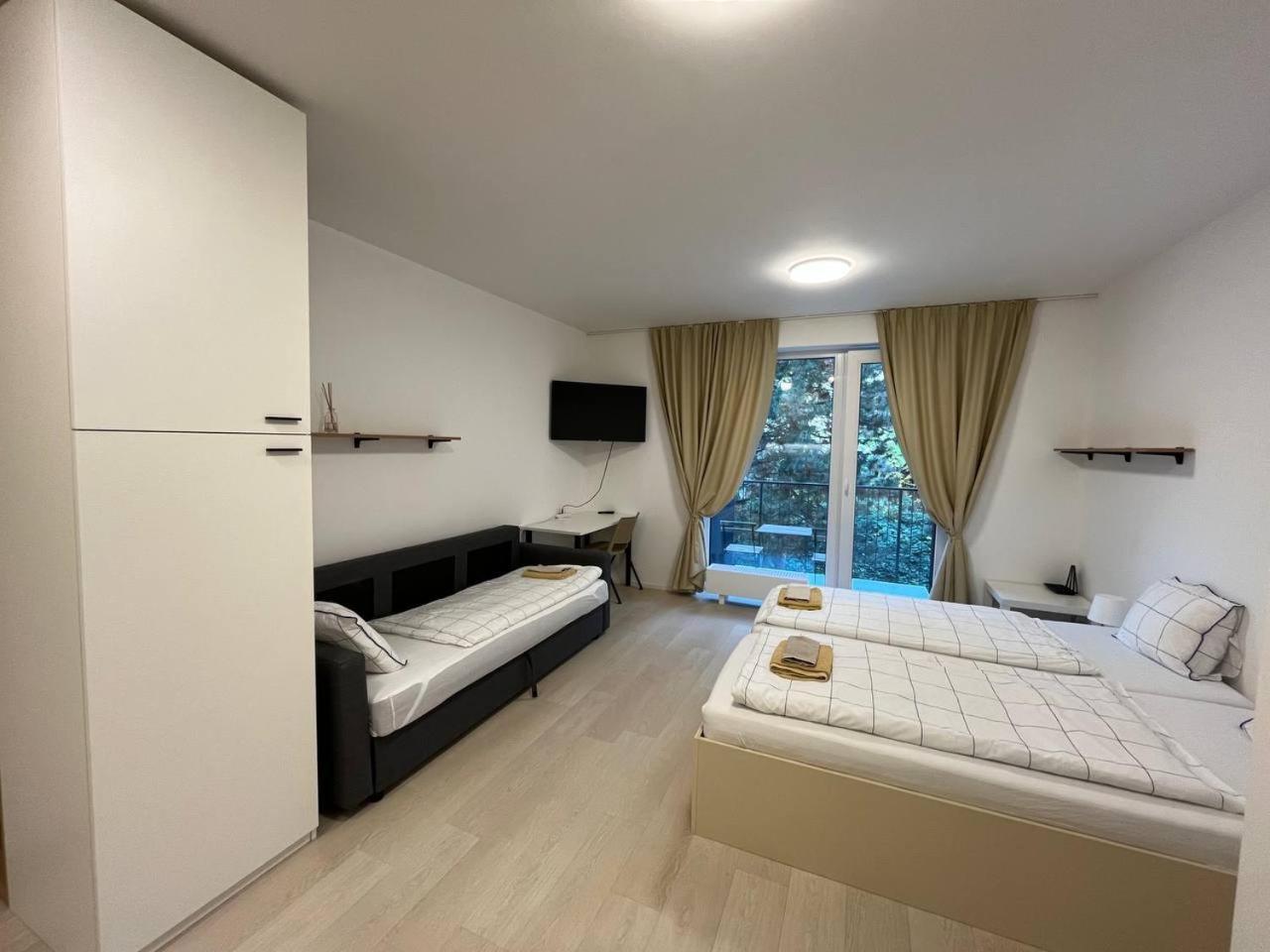 Bella Apartments Brno Luaran gambar
